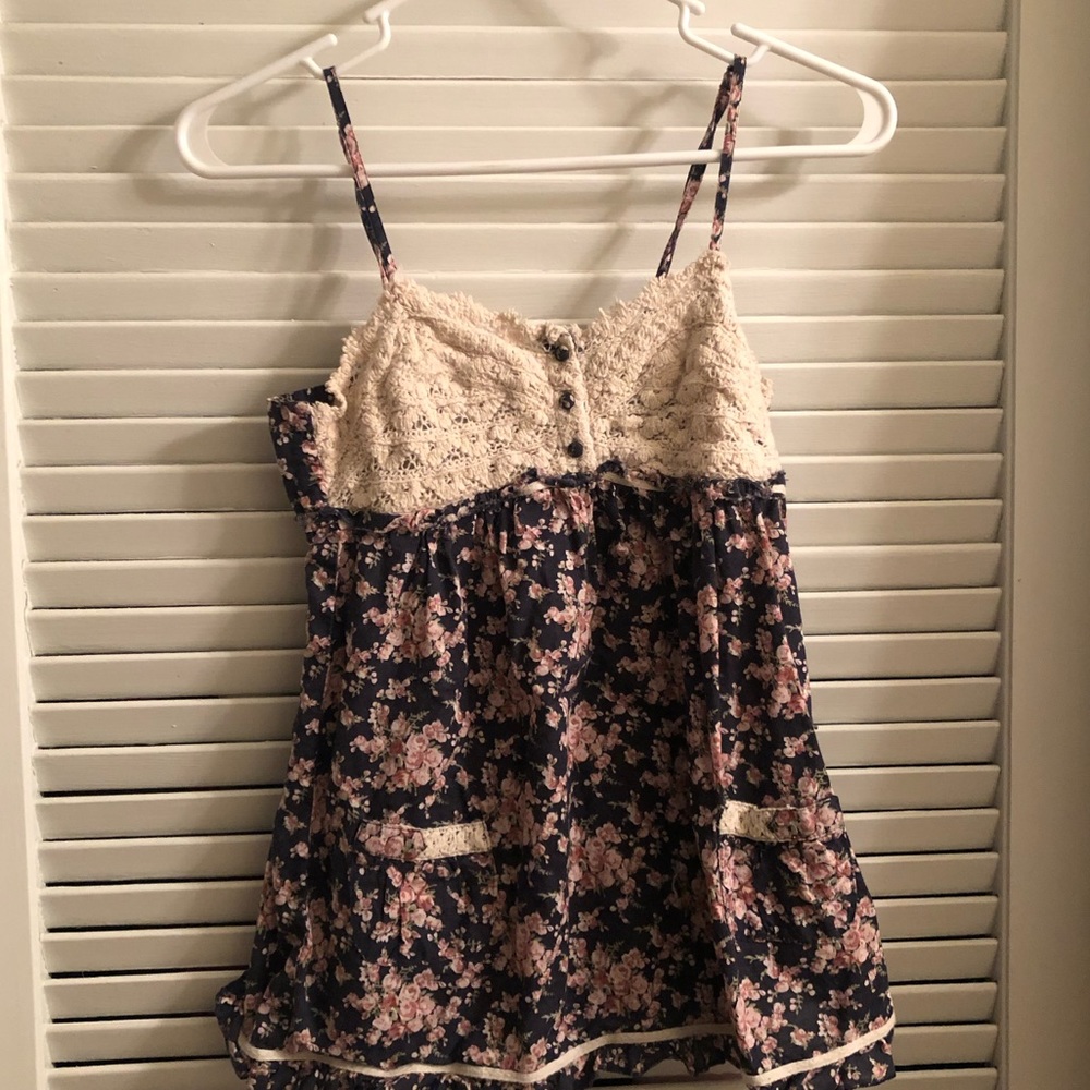 Floral top